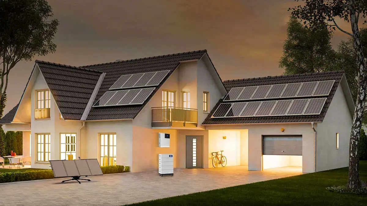 Hybrid Inverters & LFP Batteries